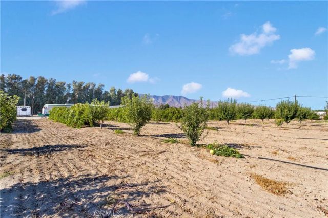 10099 Highland Avenue, Lucerne Valley, CA 92356
