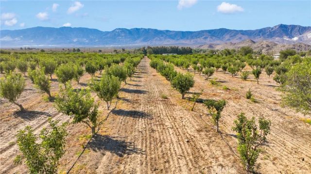 10099 Highland Avenue, Lucerne Valley, CA 92356