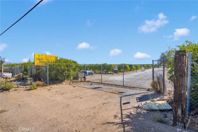 10099 Highland Avenue, Lucerne Valley, CA 92356
