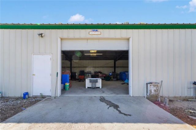 10099 Highland Avenue, Lucerne Valley, CA 92356