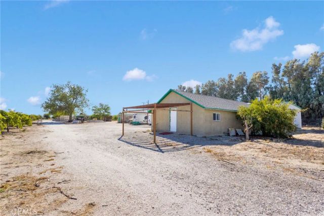 10099 Highland Avenue, Lucerne Valley, CA 92356