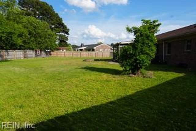 605 Chandler Harper DR, Portsmouth, VA 23701