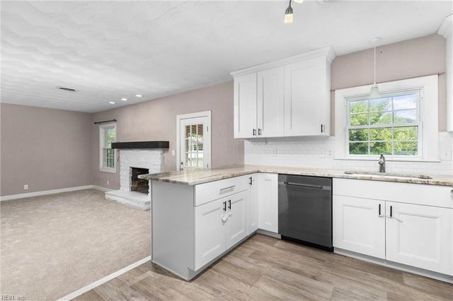 605 Chandler Harper DR, Portsmouth, VA 23701