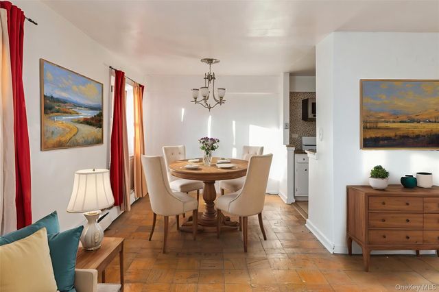 9910 60 Avenue CC1, Corona, NY 11368