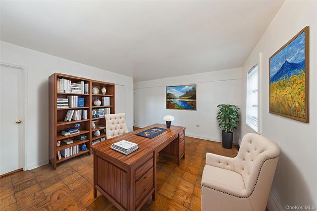 9910 60 Avenue CC1, Corona, NY 11368