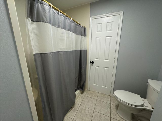 7910 Sands Point Drive, Houston, TX 77036