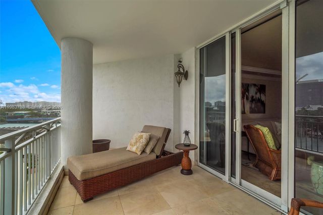 9751 E Bay Harbor Dr 6C, Bay Harbor Islands, FL 33154