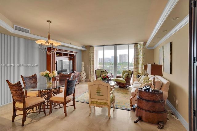 9751 E Bay Harbor Dr 6C, Bay Harbor Islands, FL 33154