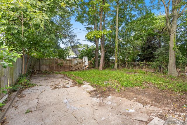 14067 Cherrylawn Street, Detroit, MI 48238