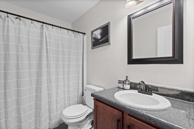 189 Whitehall Dr, Clarksville, TN 37042