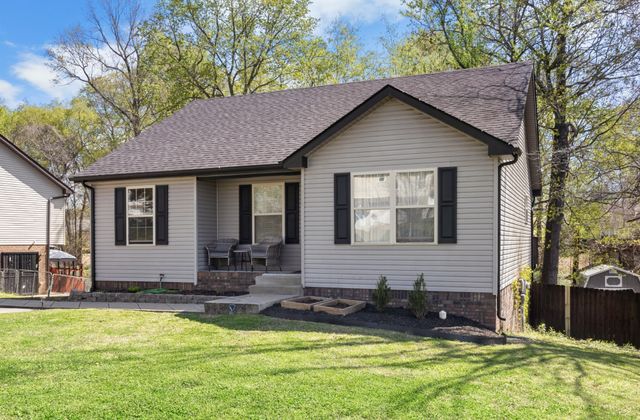 189 Whitehall Dr, Clarksville, TN 37042