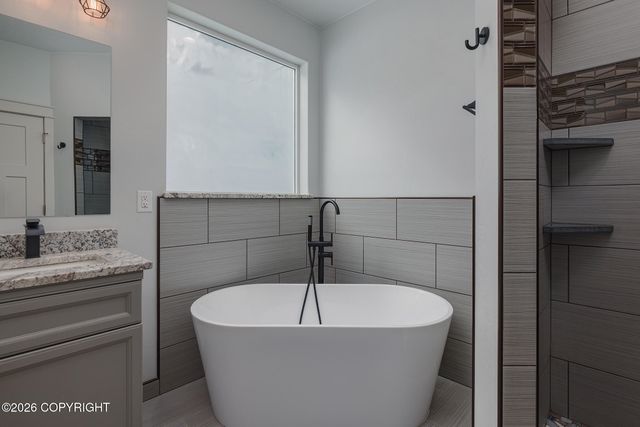 4657 N Edenfield Road, Wasilla, AK 99654