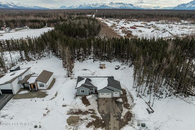 4657 N Edenfield Road, Wasilla, AK 99654