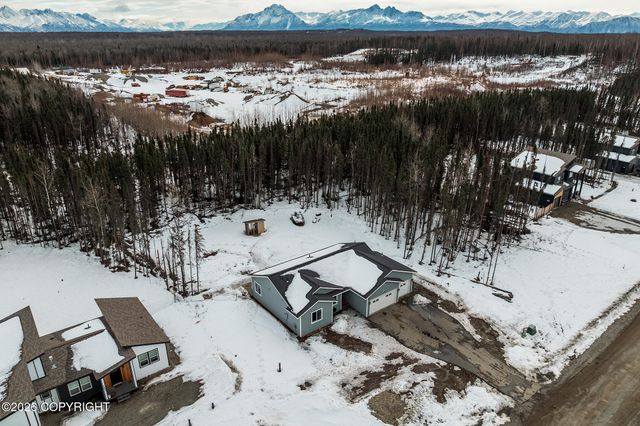 4657 N Edenfield Road, Wasilla, AK 99654