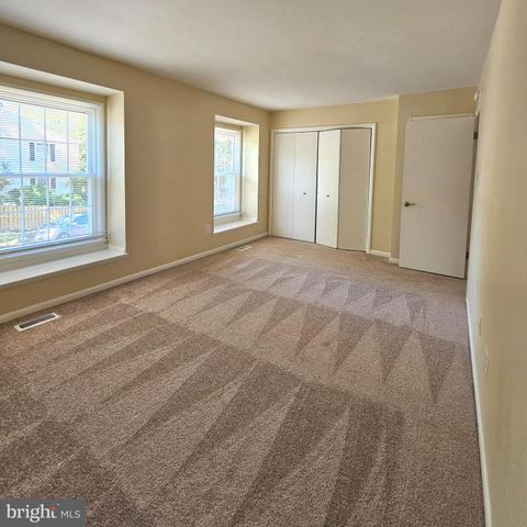 6384 PATIENCE CT, Alexandria, VA 22315