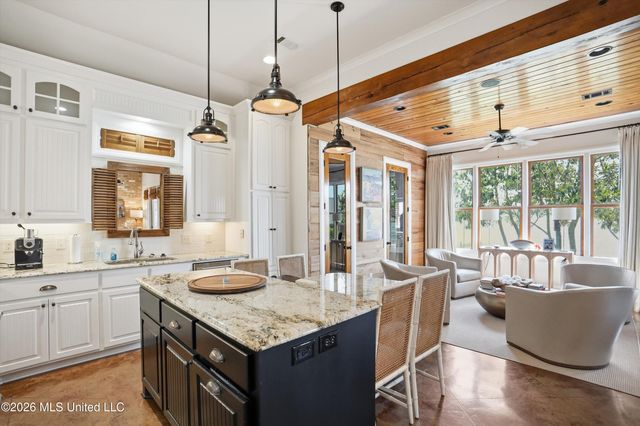 111 Bridgewater Drive, Madison, MS 39110