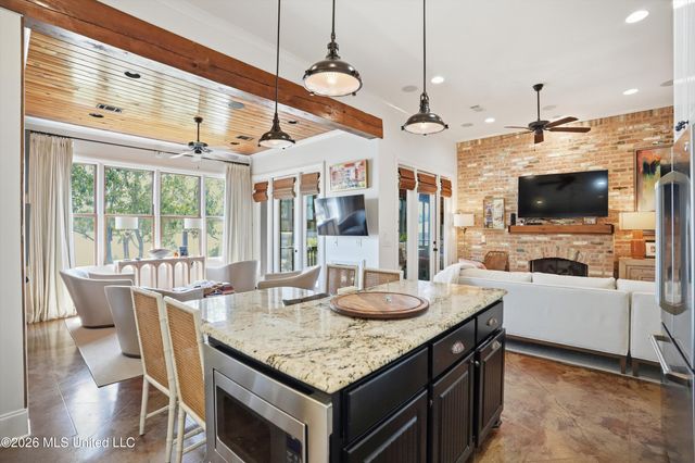 111 Bridgewater Drive, Madison, MS 39110