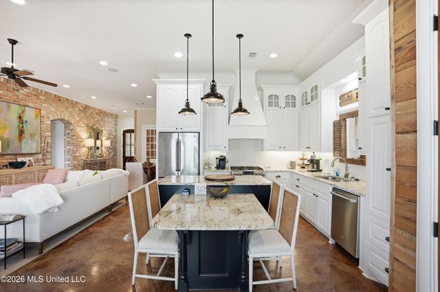 111 Bridgewater Drive, Madison, MS 39110