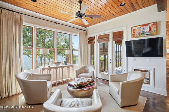 111 Bridgewater Drive, Madison, MS 39110