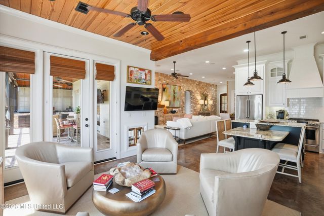 111 Bridgewater Drive, Madison, MS 39110