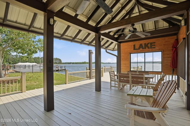 111 Bridgewater Drive, Madison, MS 39110