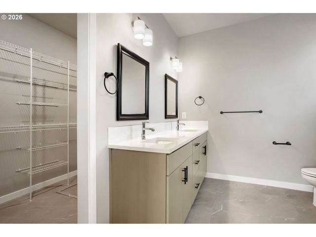 13100 Ne 108TH Cir, Vancouver, WA 98682