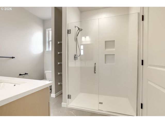 13100 Ne 108TH Cir, Vancouver, WA 98682