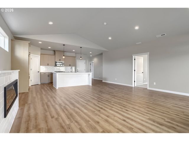 13100 Ne 108TH Cir, Vancouver, WA 98682