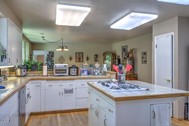 1012 NE Hefley Street, Grants Pass, OR 97526