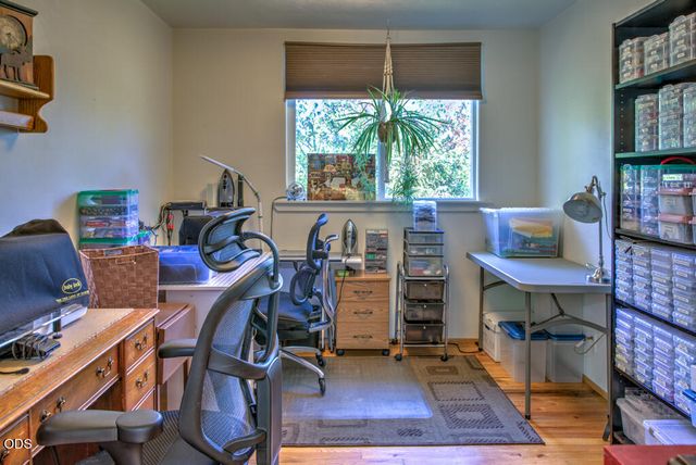1012 NE Hefley Street, Grants Pass, OR 97526