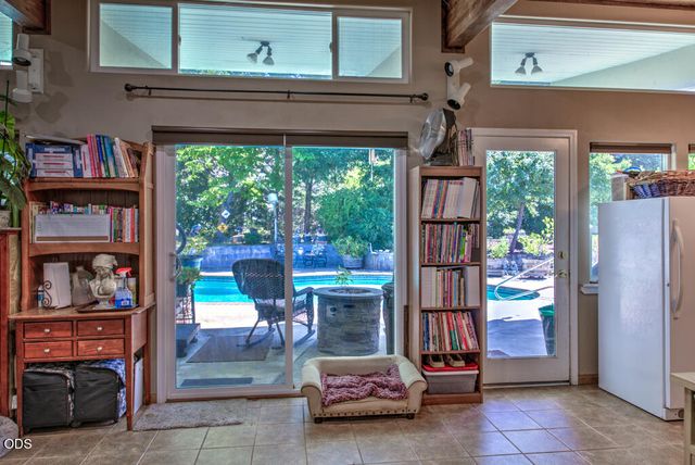 1012 NE Hefley Street, Grants Pass, OR 97526