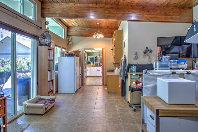 1012 NE Hefley Street, Grants Pass, OR 97526