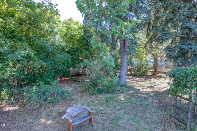 1012 NE Hefley Street, Grants Pass, OR 97526