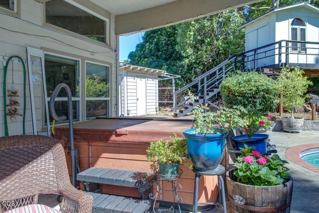 1012 NE Hefley Street, Grants Pass, OR 97526