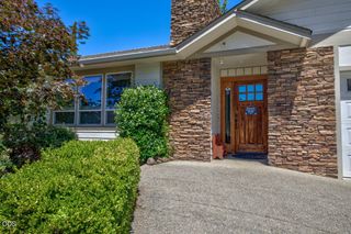 1012 NE Hefley Street, Grants Pass, OR 97526