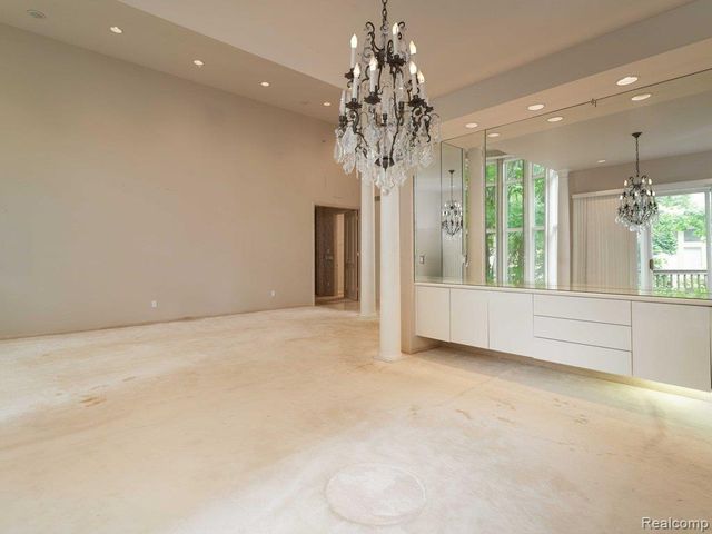 43564 Scenic Lane, Northville, MI 48167