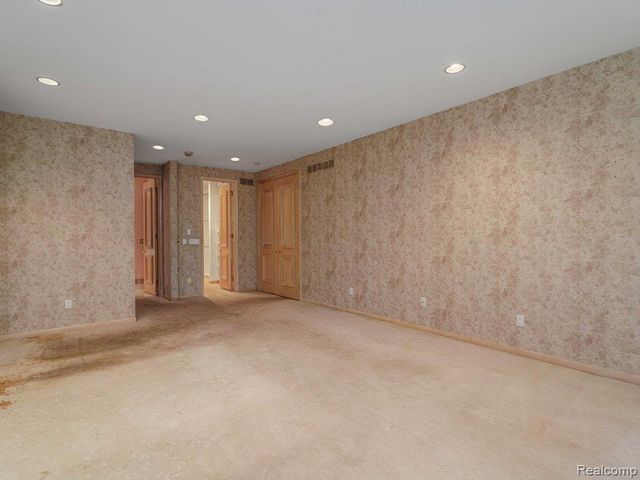 43564 Scenic Lane, Northville, MI 48167