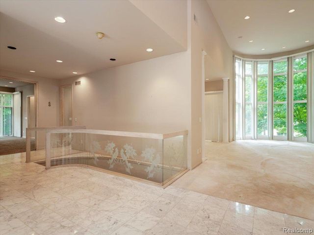 43564 Scenic Lane, Northville, MI 48167