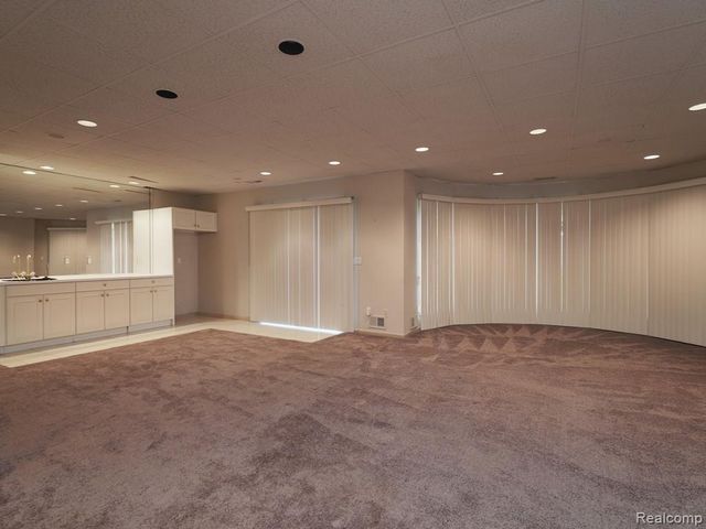 43564 Scenic Lane, Northville, MI 48167