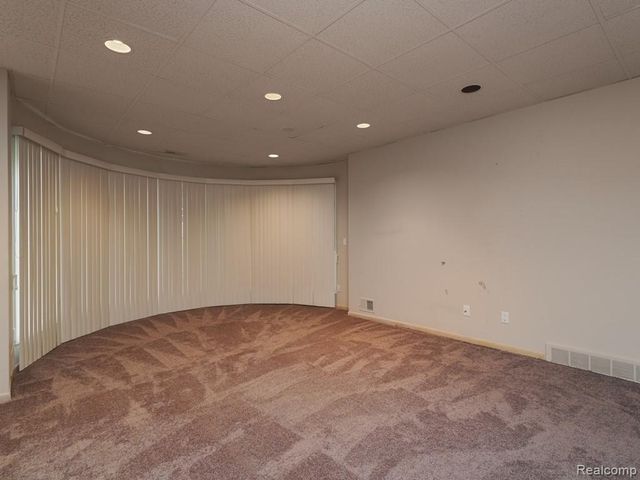 43564 Scenic Lane, Northville, MI 48167