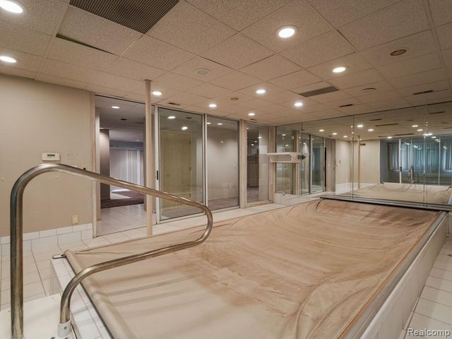 43564 Scenic Lane, Northville, MI 48167