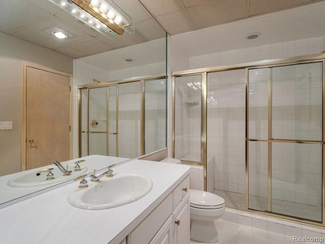 43564 Scenic Lane, Northville, MI 48167