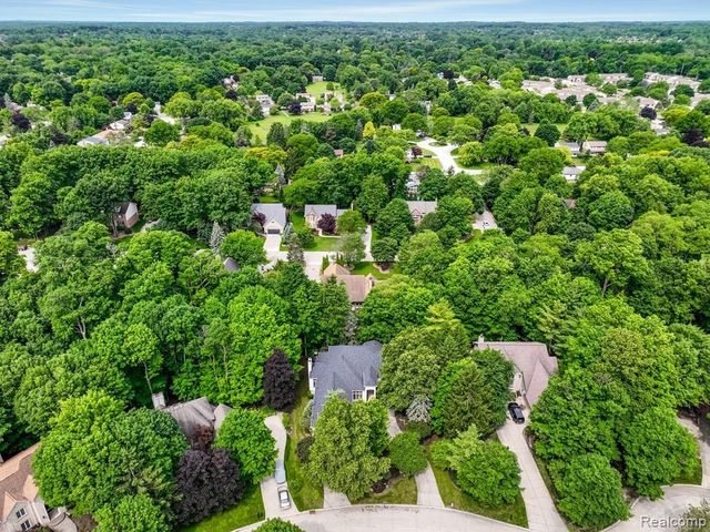 43564 Scenic Lane, Northville, MI 48167