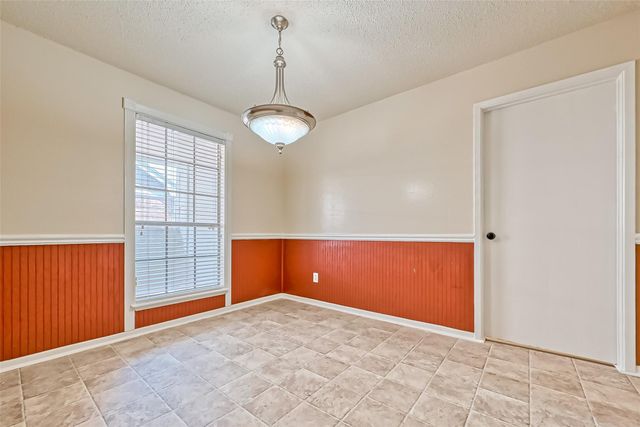2800 Jeanetta Street 1604, Houston, TX 77063