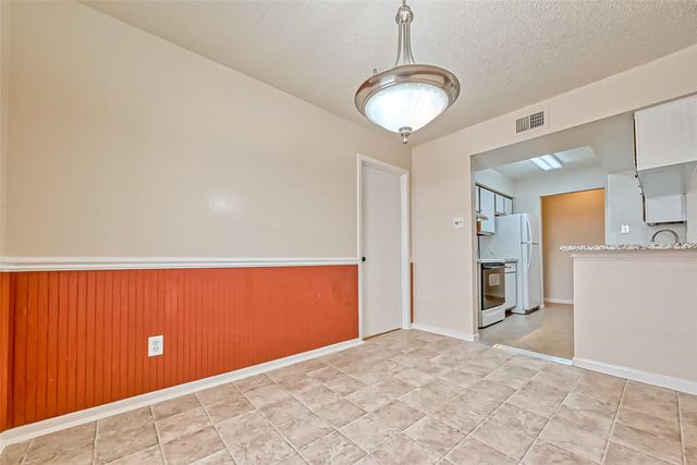 2800 Jeanetta Street 1604, Houston, TX 77063
