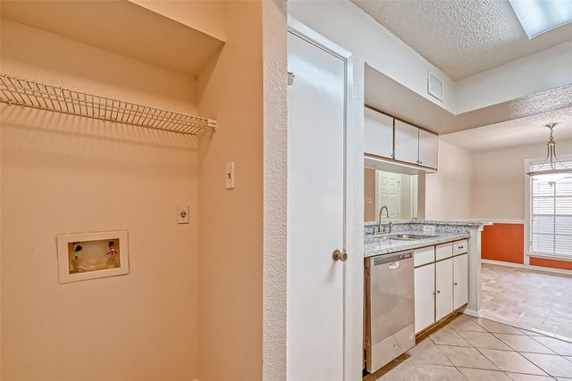 2800 Jeanetta Street 1604, Houston, TX 77063
