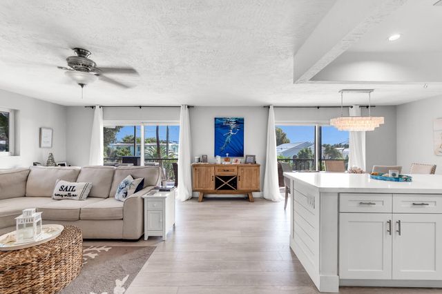 439 4Th Road, Key Largo, FL 33037