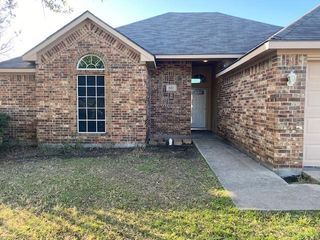 622 Brenna Road, Waxahachie, TX 75165