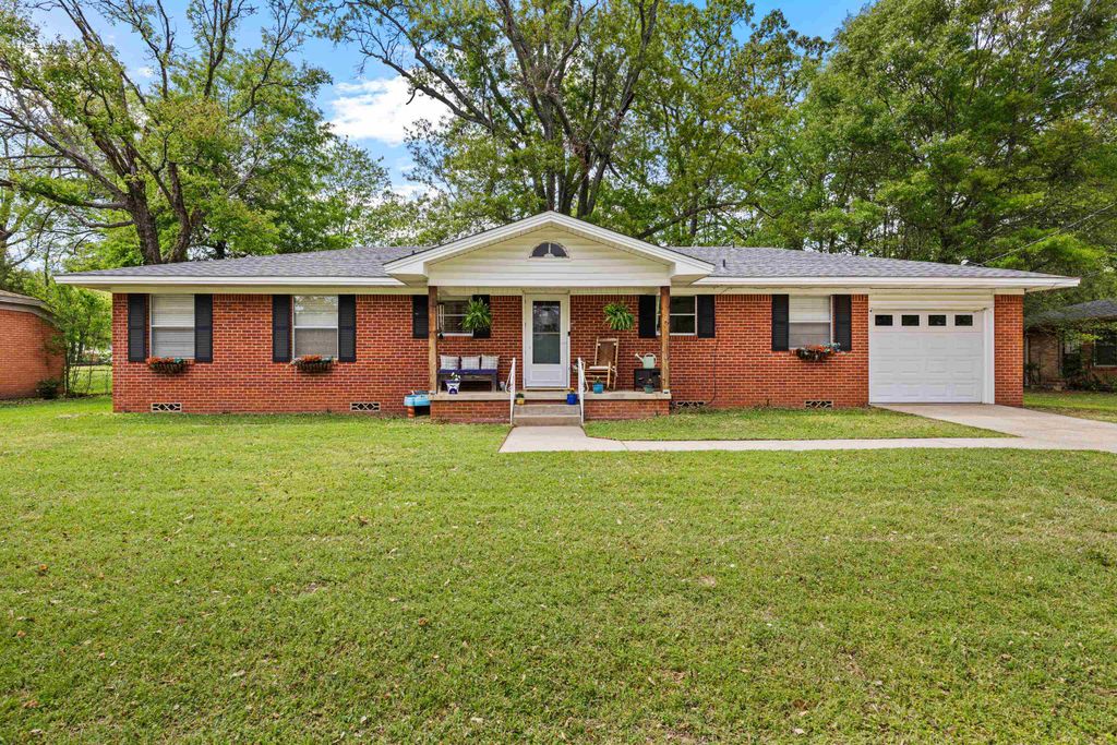 2907 Acadia St., Marshall, TX 75672