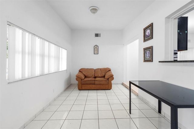 90 NANCY LEE AVENUE, Orlando, FL 32807